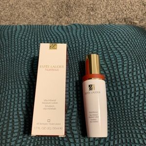 Estee Lauder nutritious Vita mineral lotion